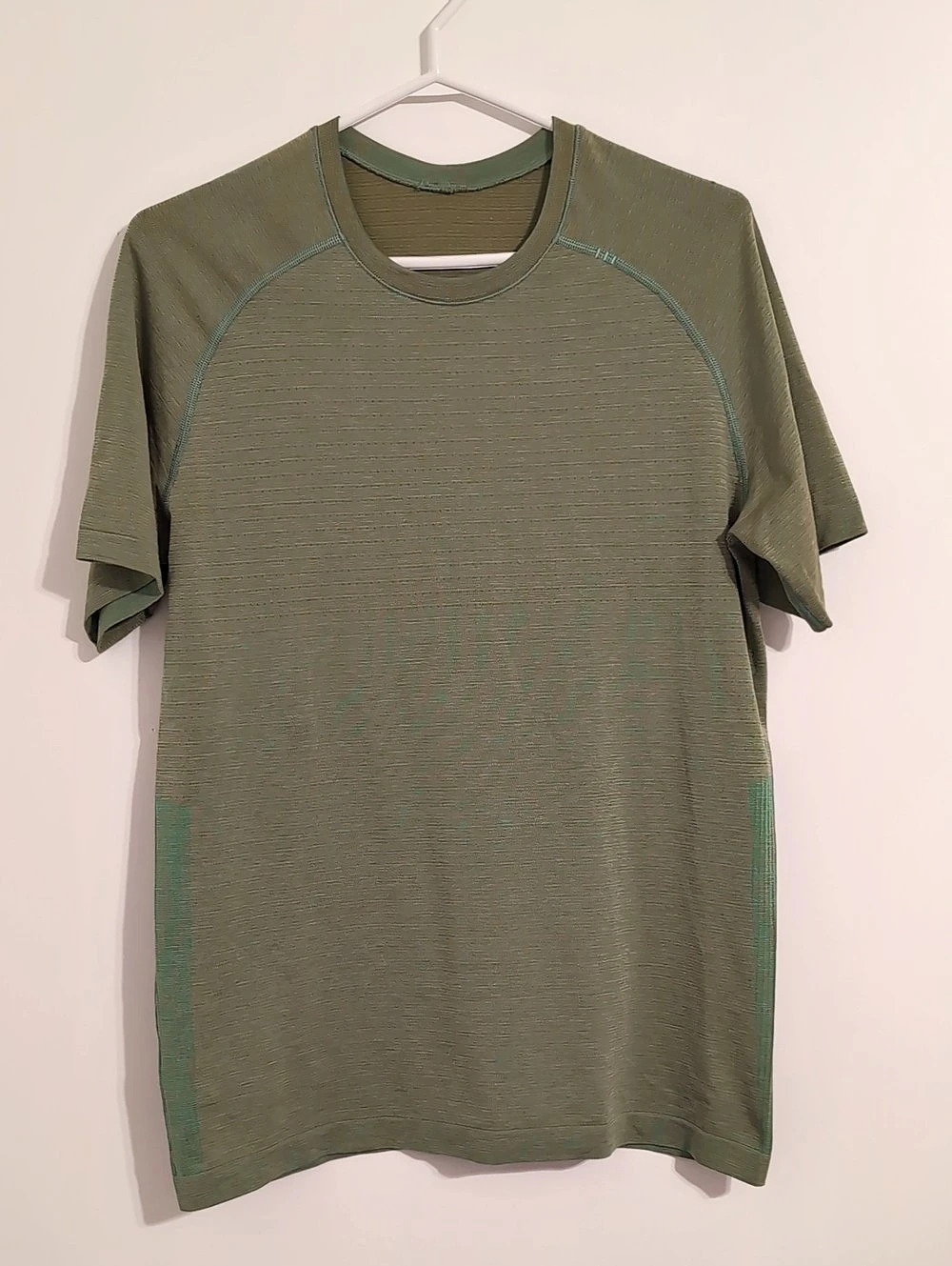 lululemon Metal Vent Tech Short-Sleeve Shirt Green Medium